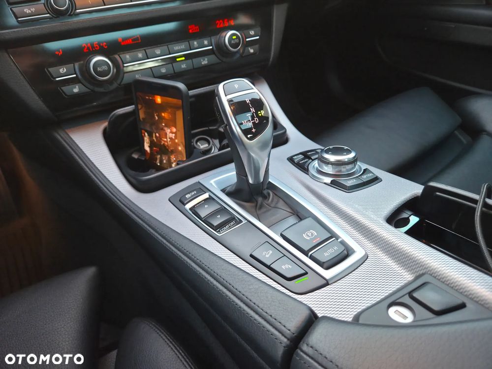 BMW Seria 5 535d xDrive - 22