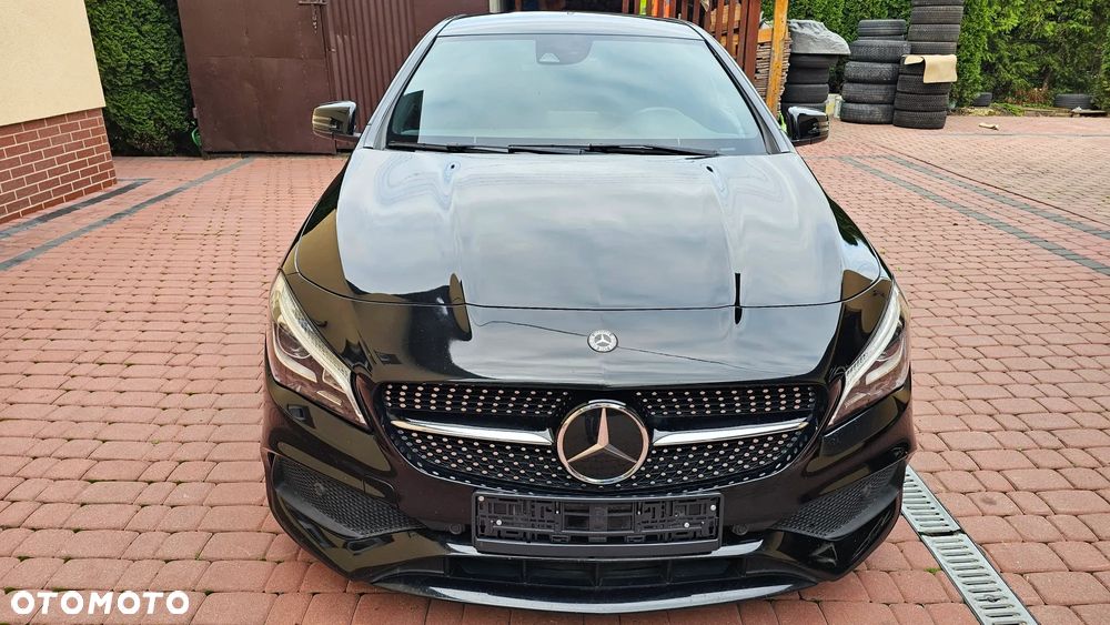 Mercedes-Benz CLA 200 d 4Matic 7G-DCT AMG Line - 14