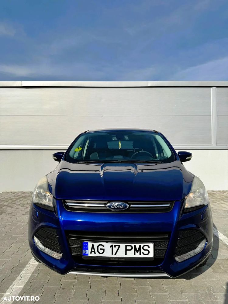 Ford Kuga 2.0 TDCi Powershift 4WD Titanium - 3