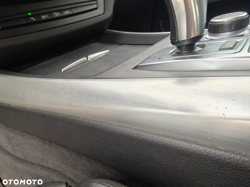 BMW X5 xDrive40d - 22