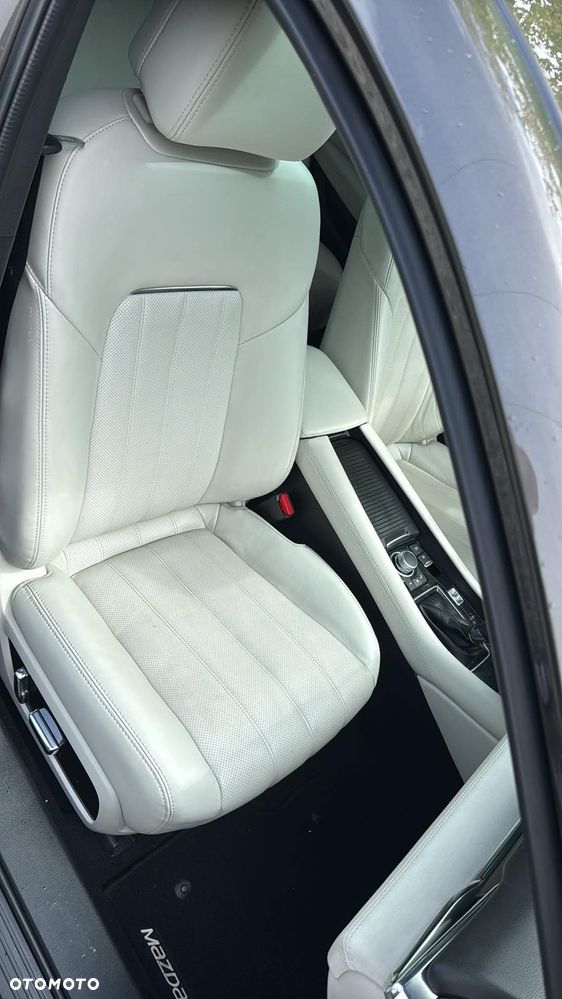 Mazda 6 - 12