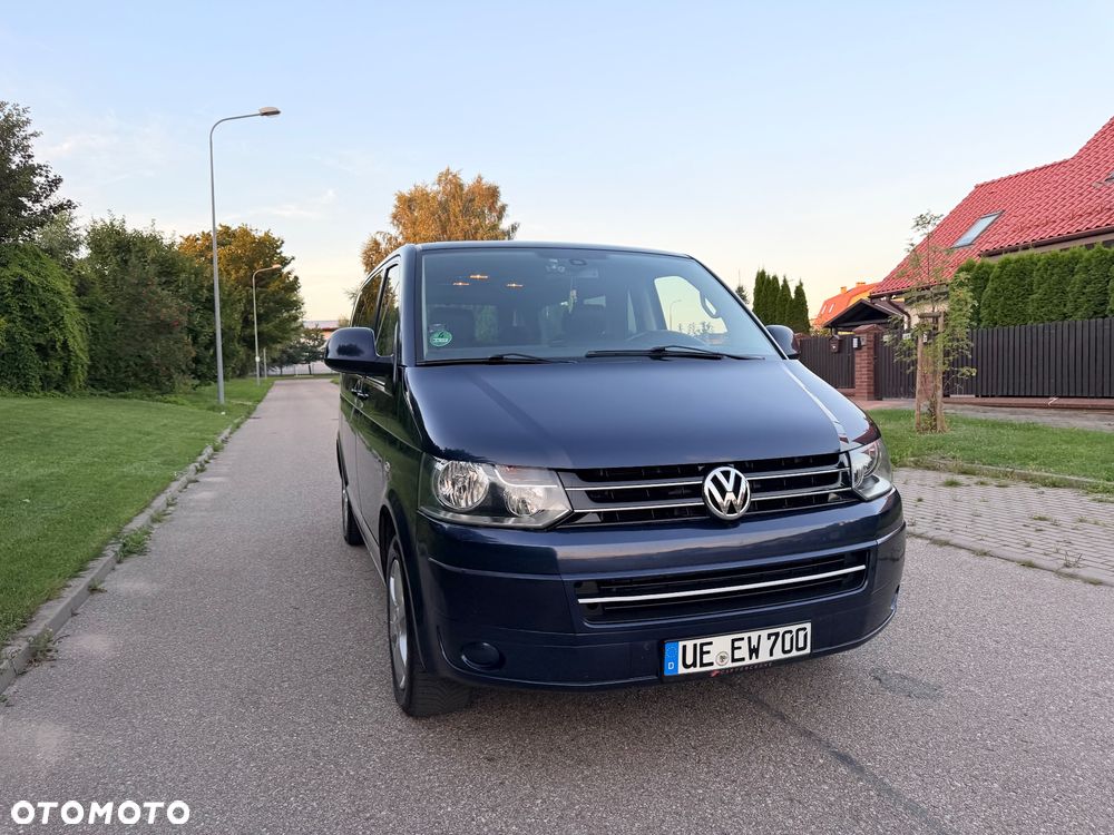 Volkswagen Multivan - 28