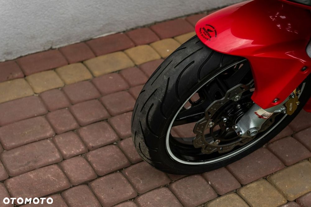 Honda CBR - 9