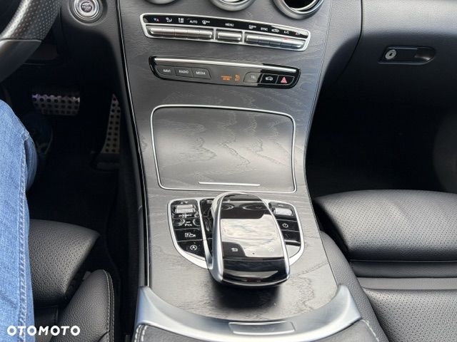 Mercedes-Benz Klasa C 200 9G-TRONIC - 8