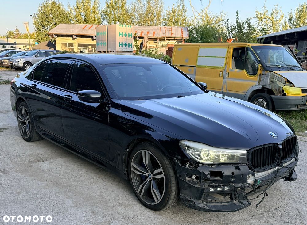 BMW Seria 7 740Li - 5