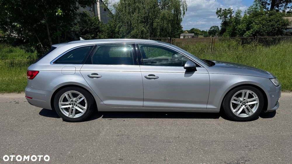 Audi A4 Avant 2.0 TDI DPF clean diesel Attraction - 8