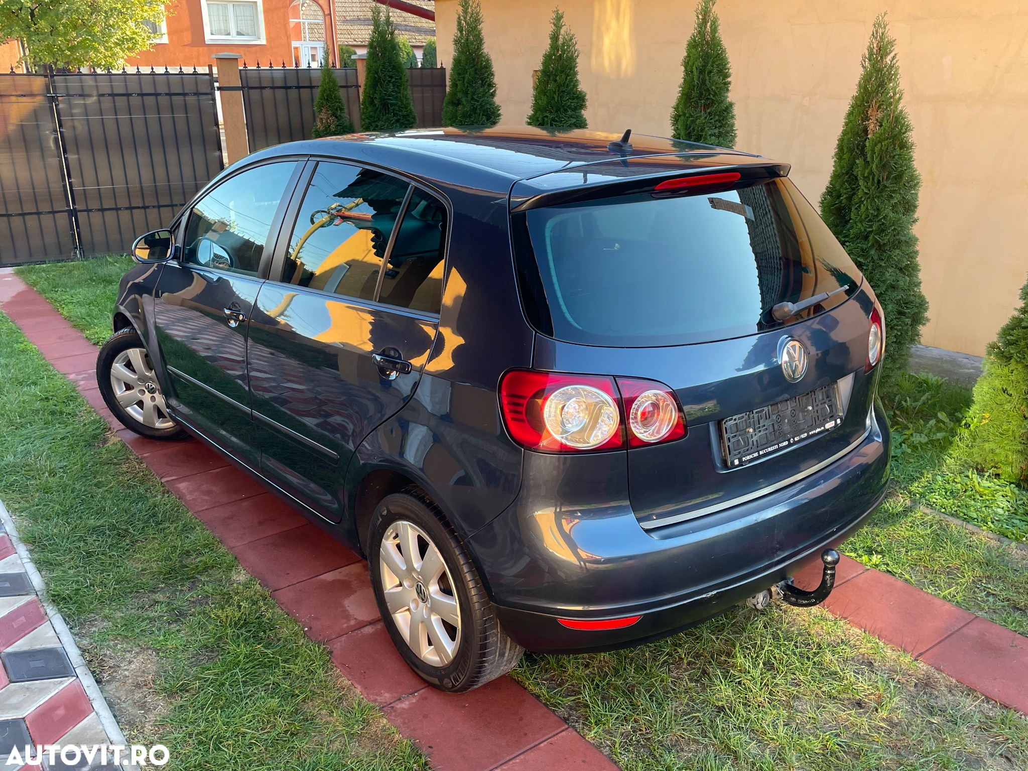 Volkswagen Golf Plus 1.9 TDI Comfortline - 2