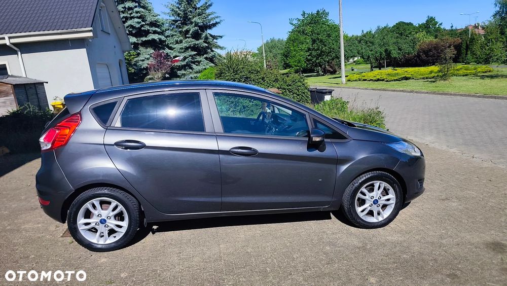Ford Fiesta 1.0 EcoBoost S&S TITANIUM - 30