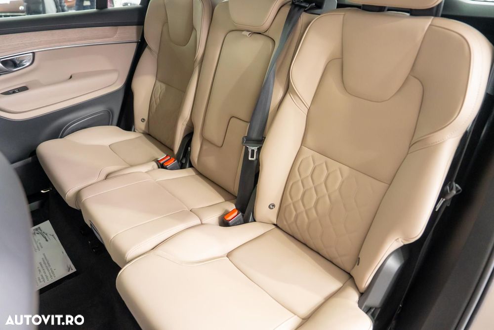 Volvo XC 90 - 33