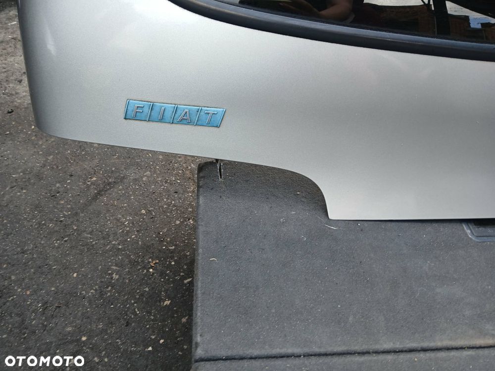 Fiat Seicento klapa bagażnika kod lakieru 647 - 2