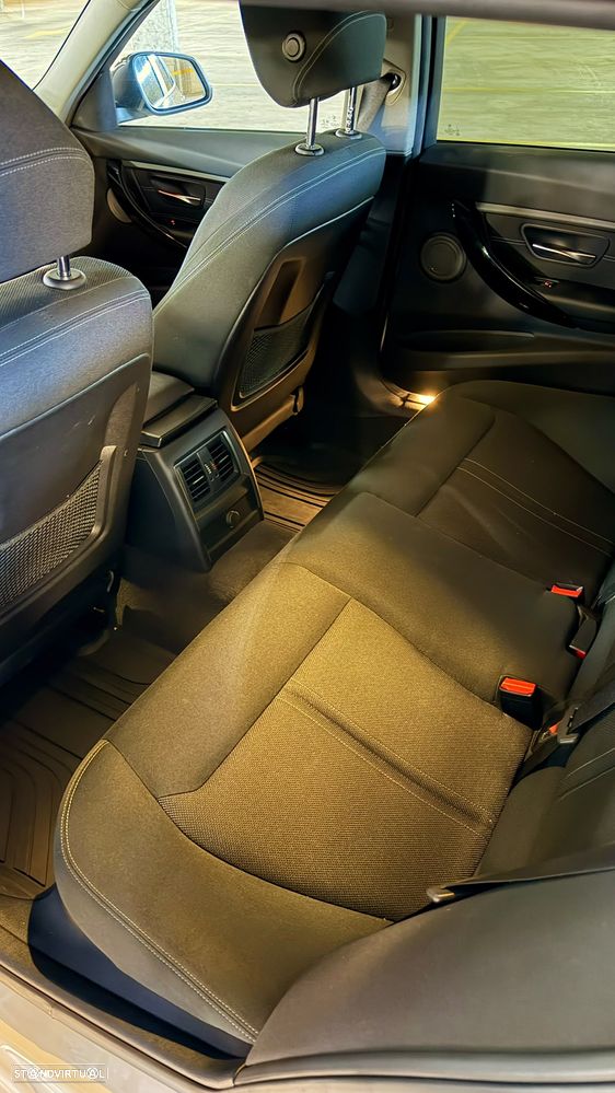 BMW 318 d - 14