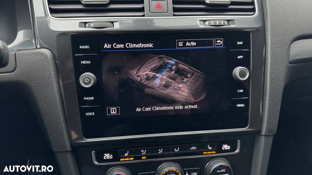 Volkswagen Golf Variant 1.6 TDI SCR Comfortline - 26