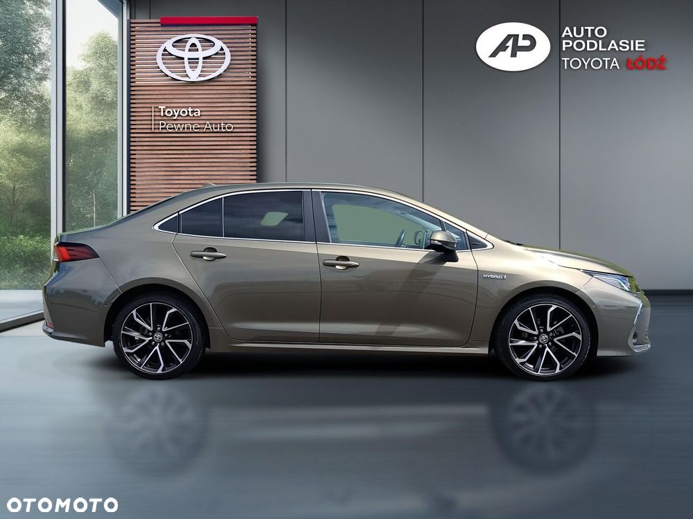 Toyota Corolla 1.8 Hybrid Executive - 11