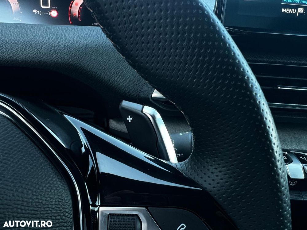 Peugeot 3008 PureTech 130 Stop & Start GPF EAT8 GT - 28