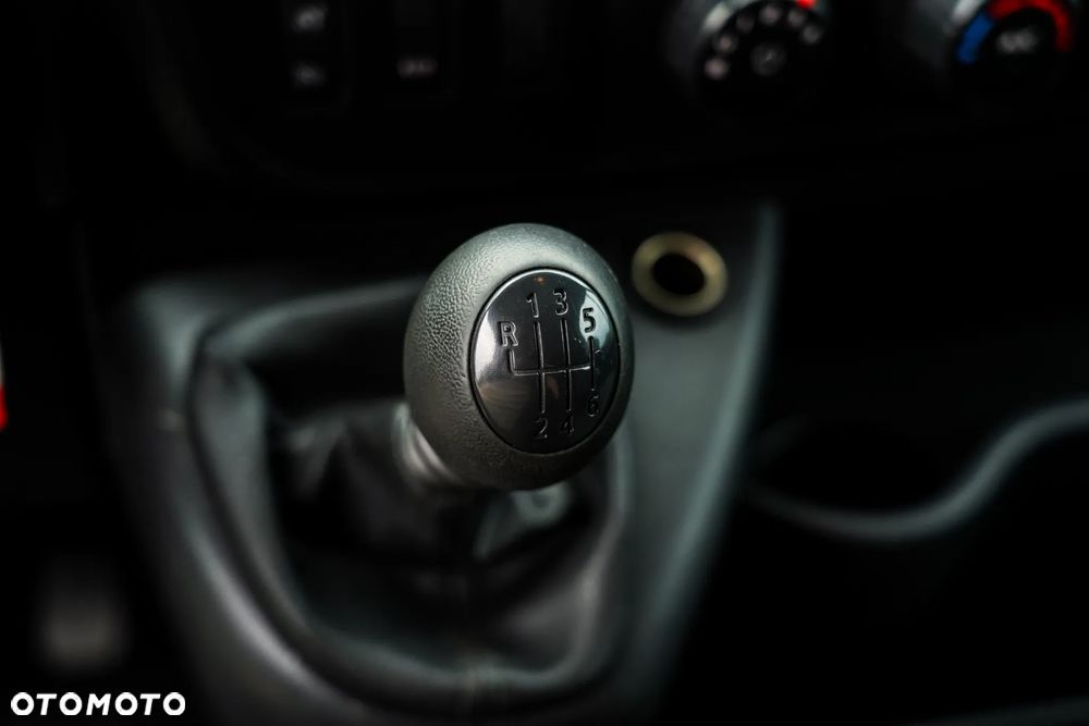 Renault Master III 130 L3H2 - 38