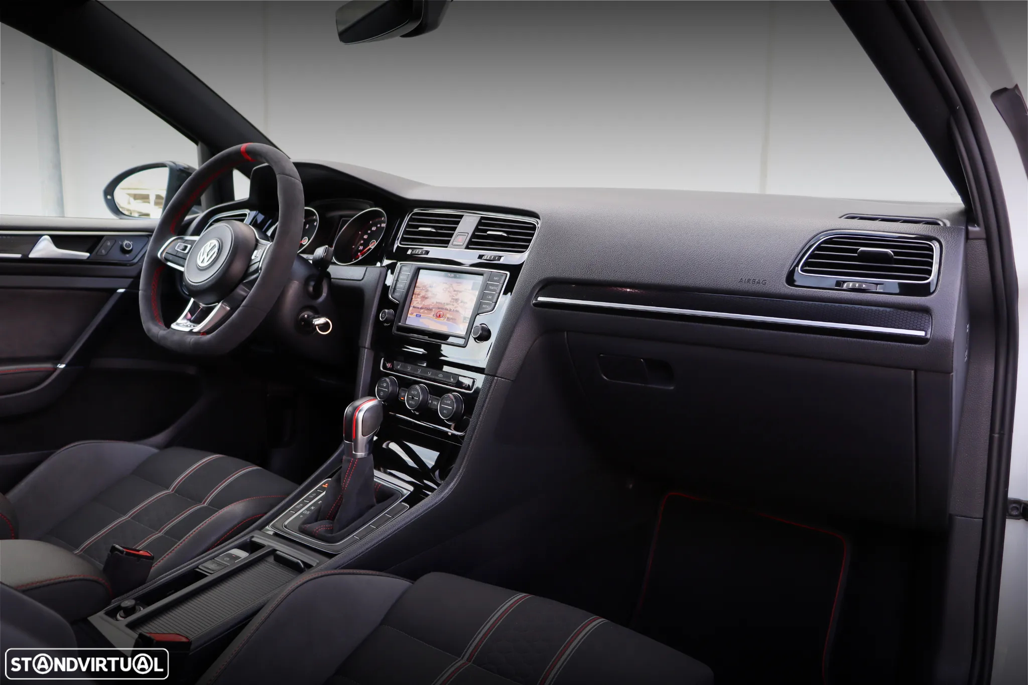 VW Golf GTI Clubsport DSG - 23