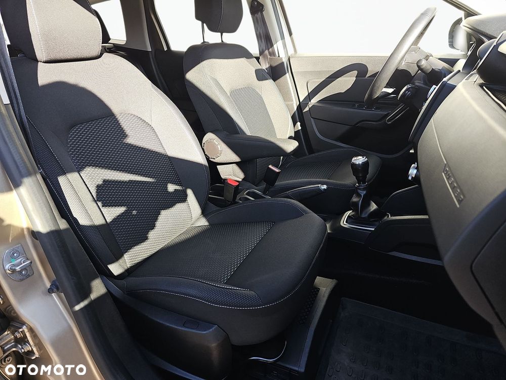 Dacia Duster 1.6 SCe Comfort - 17