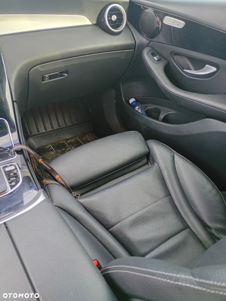 Mercedes-Benz GLC 220 d - 13