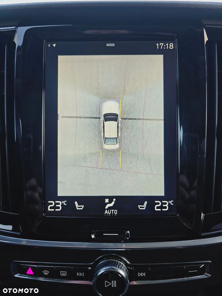Volvo S90 T6 AWD Geartronic Momentum - 29