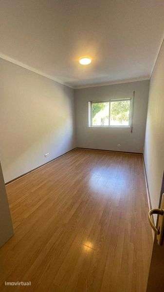 Apartamento T3 na Carlos Seixas em Coimbra - Grande imagem: 3/10