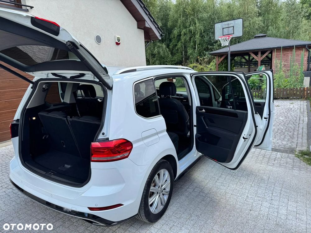 Volkswagen Touran - 6