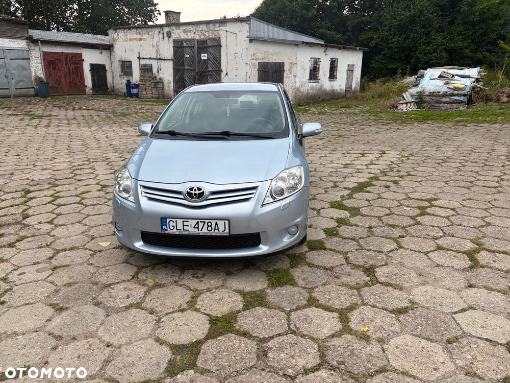 Toyota Auris 1.33 VVT-i Terra Start - 4