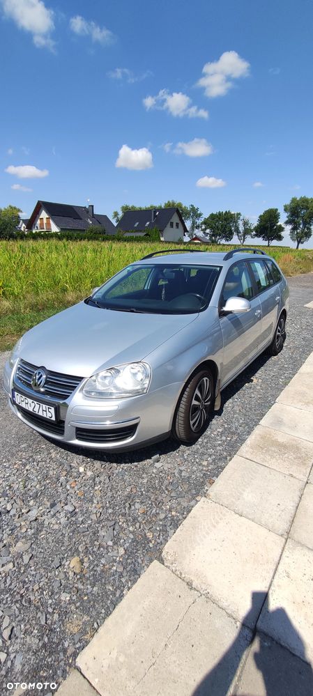 Volkswagen Golf 1.9 TDI DPF Individual - 2