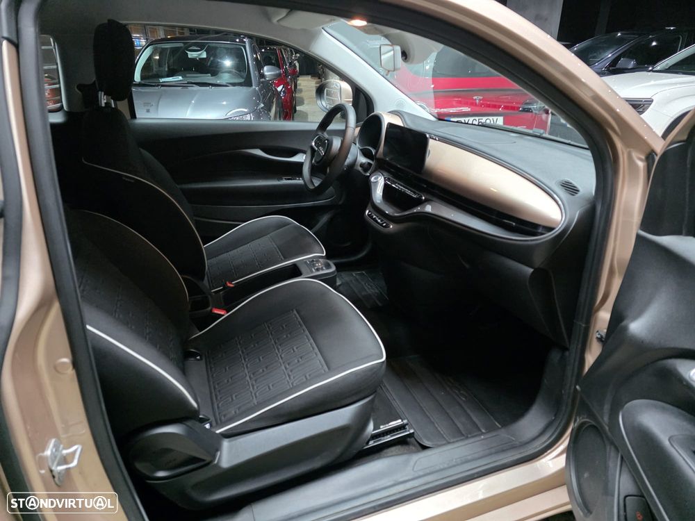 Fiat 500e 3 + 1 42 kWh Icon - 22
