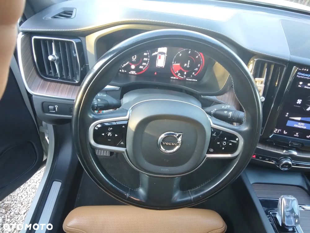 Volvo XC 60 B4 D Inscription - 10