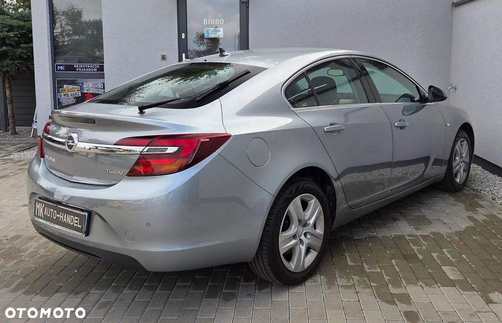 Opel Insignia - 4