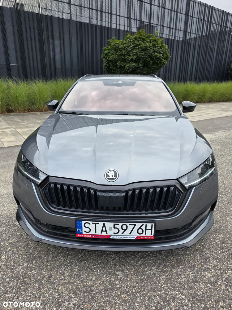 Skoda Octavia 2.0 TDI DSG Sportline - 6