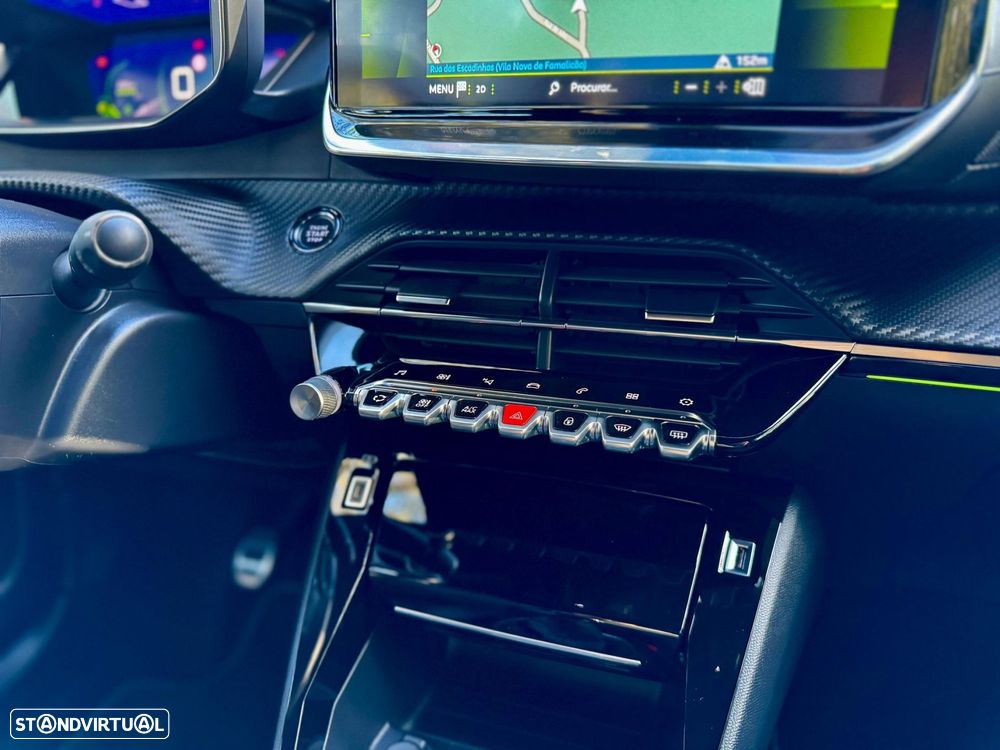 Peugeot 2008 1.2 PureTech GT - 27