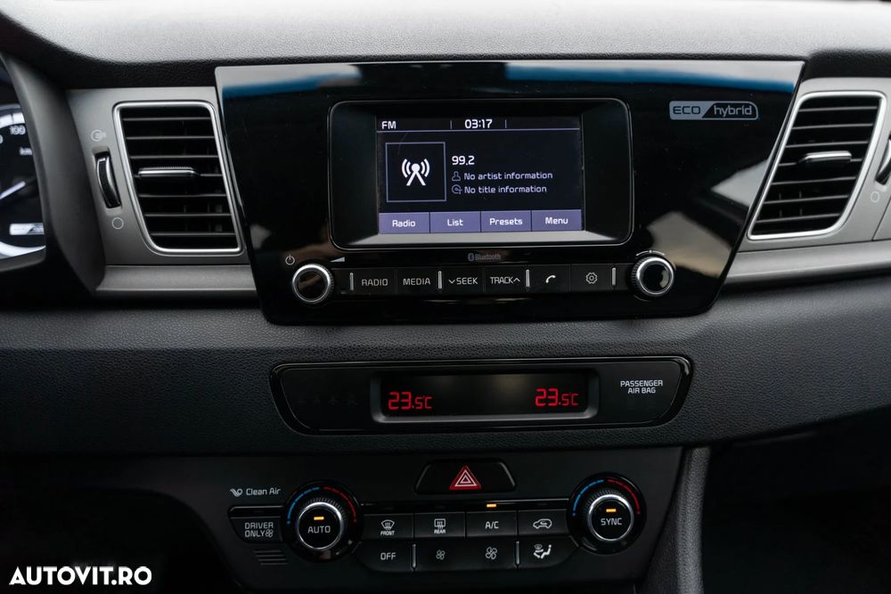 Kia Niro 1.6 GDI 2WD Aut. Spirit - 30