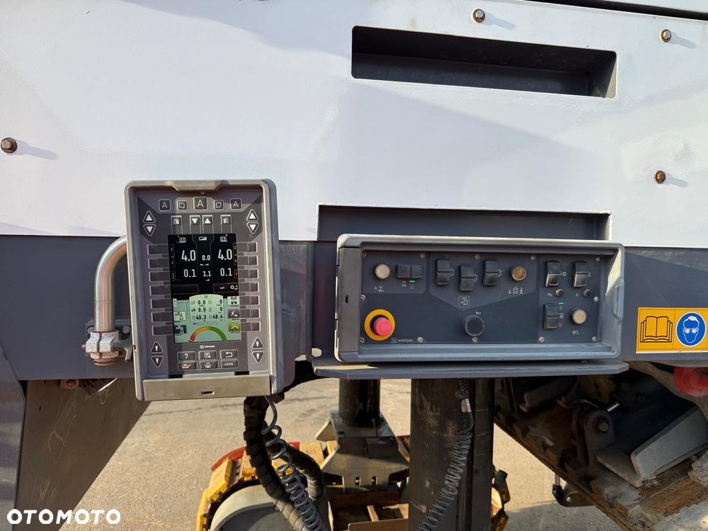 Wirtgen W 200 Fi - 21