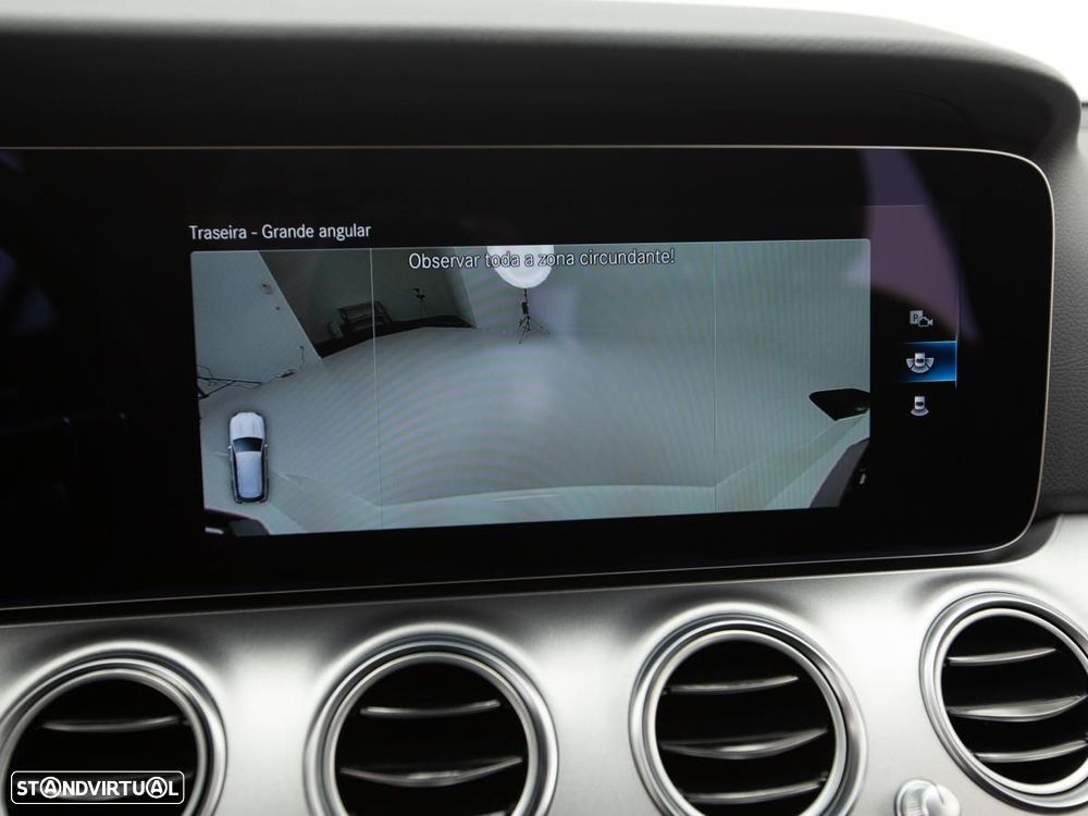 Mercedes-Benz E 300 de 9G-TRONIC - 36