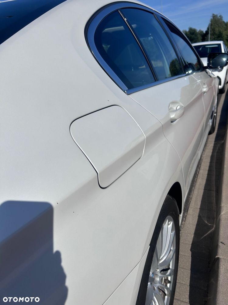 BMW Seria 5 520d xDrive MHEV Luxury Line - 10