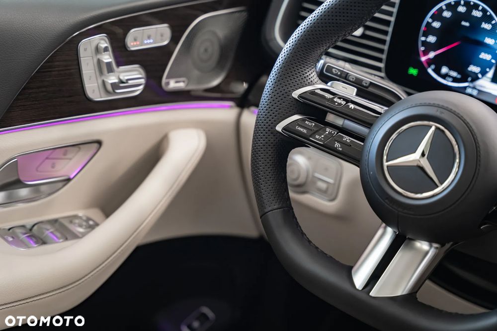Mercedes-Benz GLS 450 d mHEV 4-Matic AMG Line - 23