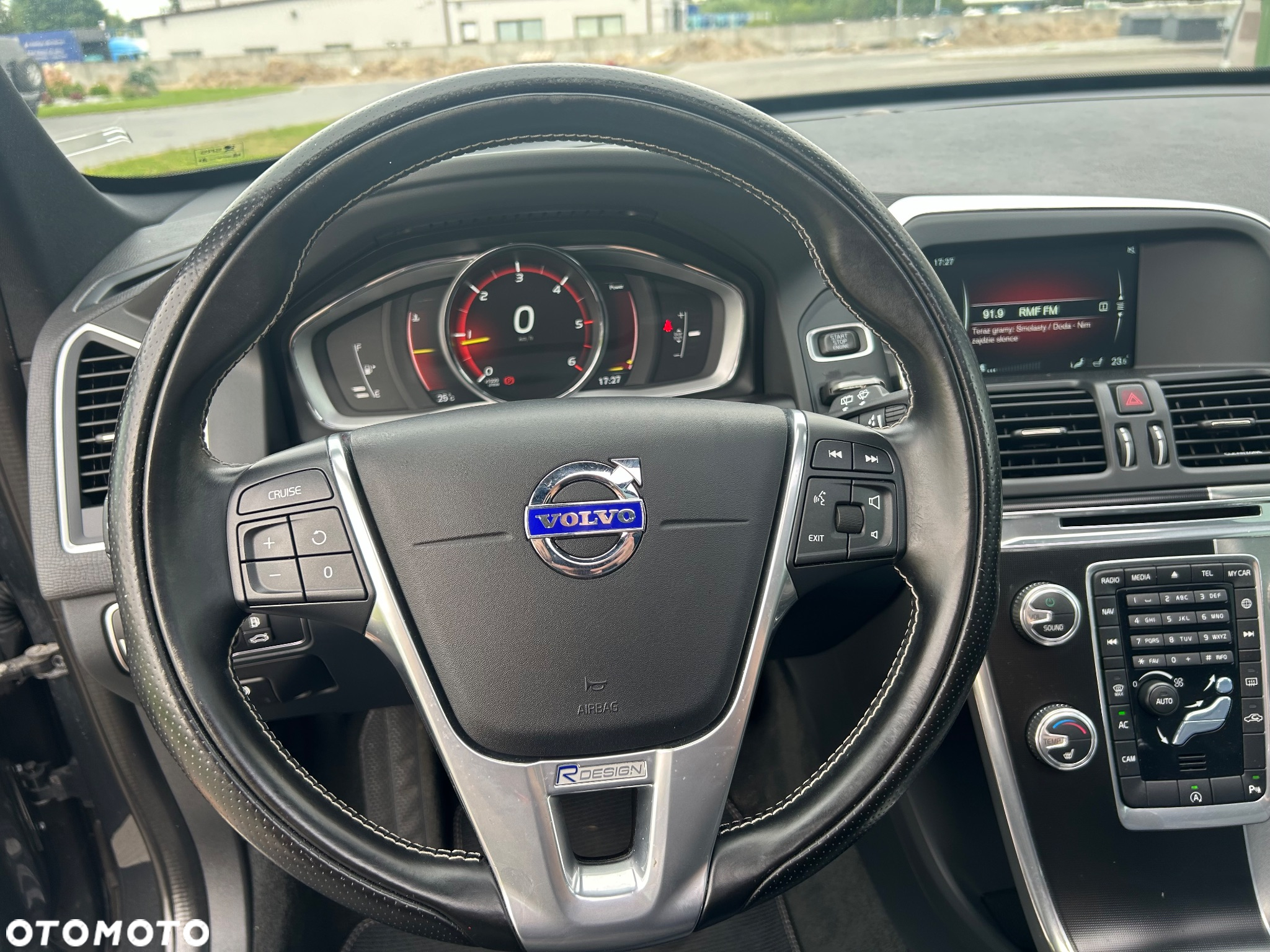Volvo XC 60 D4 Drive-E R-Design Summum - 21
