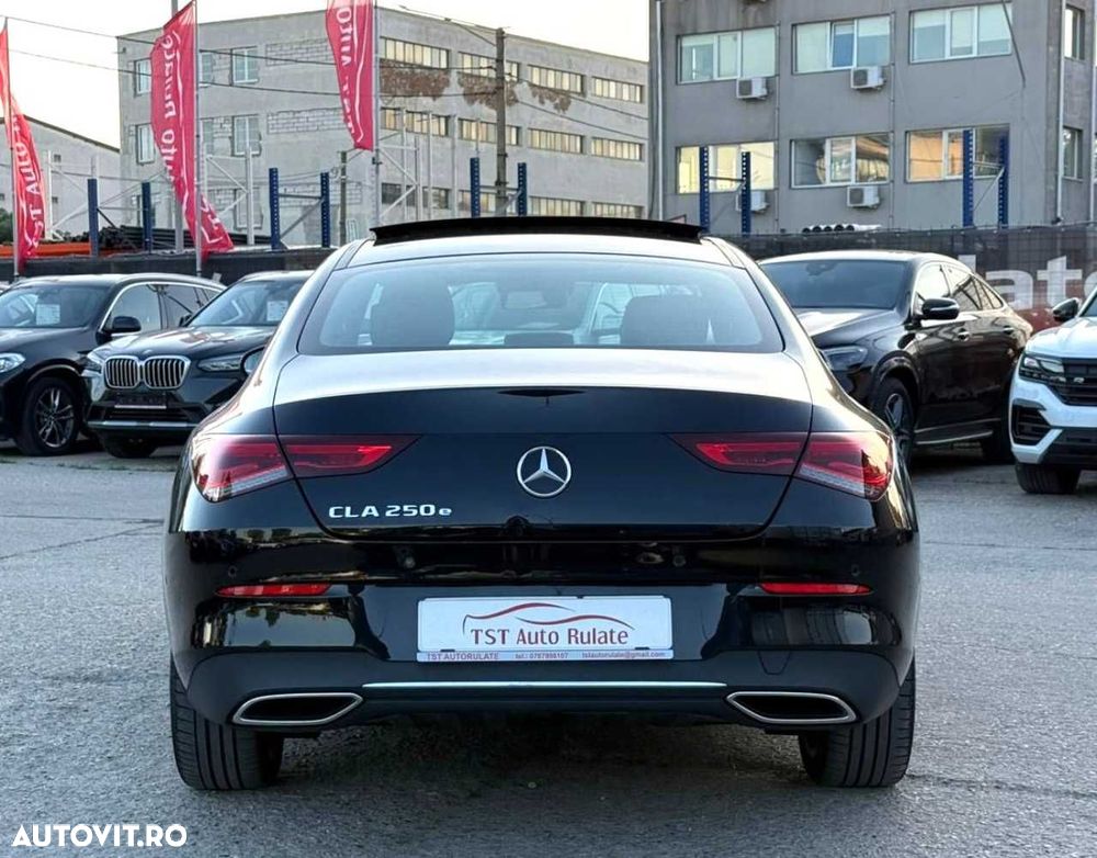 Mercedes-Benz CLA 250 - 8