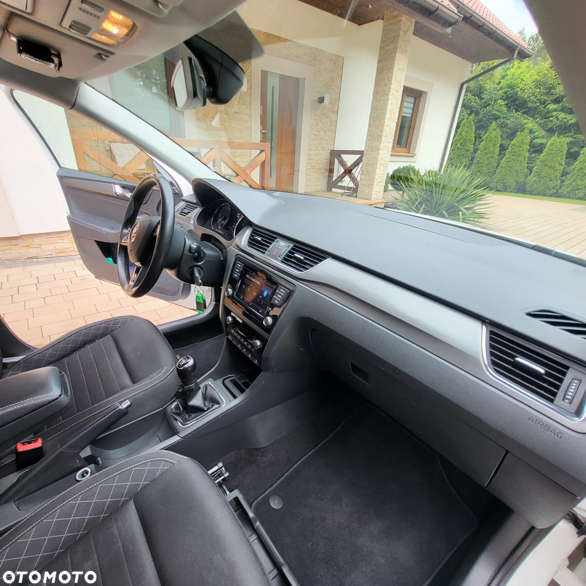 Skoda RAPID - 13