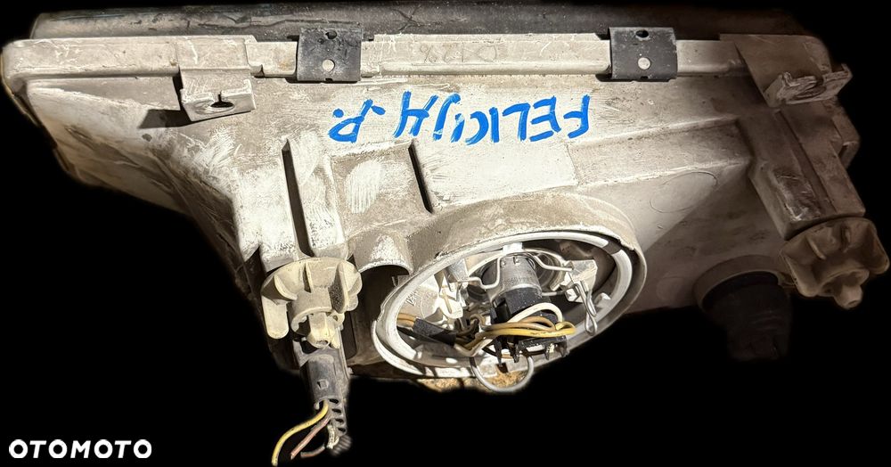 Reflektor LAMPA PRZÓD PRAWY PRAWA SKODA FELICIA Felicja - 2