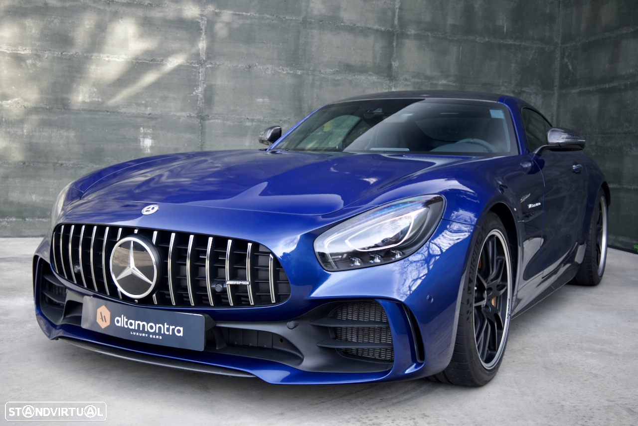 Mercedes-Benz AMG GT R - 12