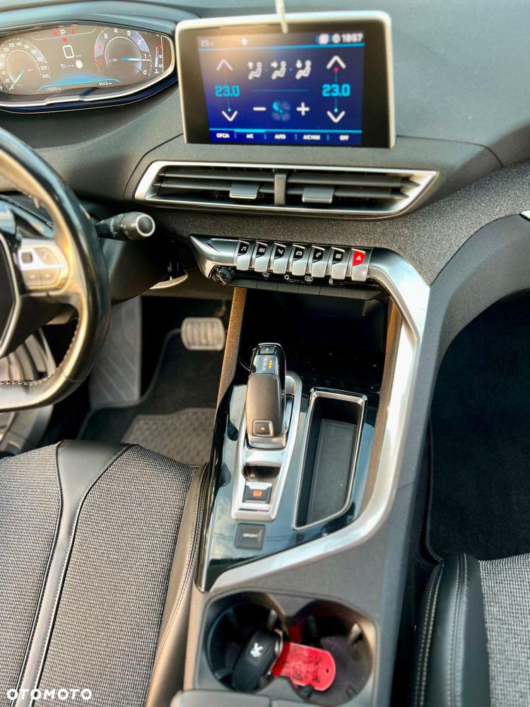 Peugeot 5008 1.6 THP Allure S&S EAT6 - 26