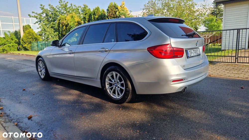BMW Seria 3 318d Advantage - 27