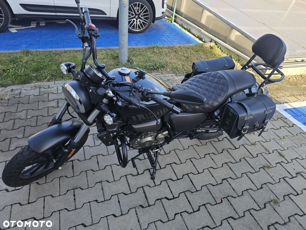 QJMOTOR SRV 125 - 16