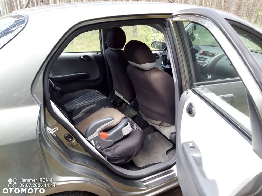 Honda City 1.4 Comfort - 8