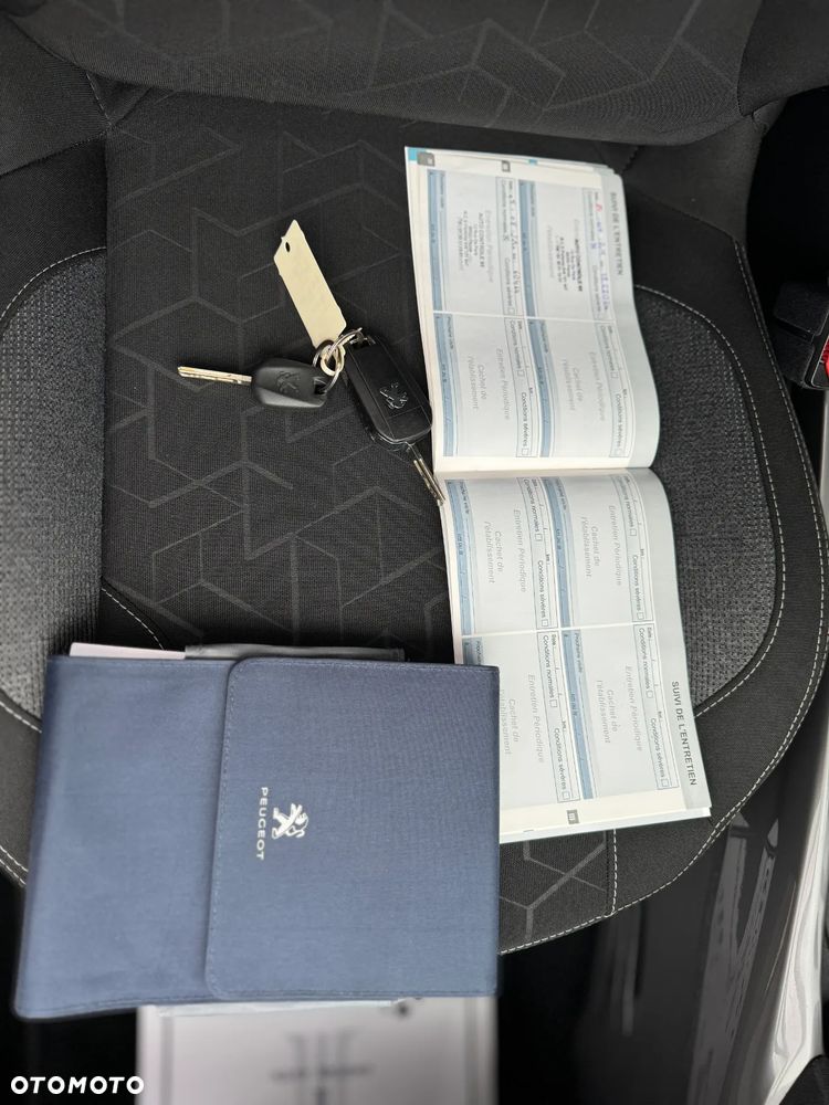 Peugeot 2008 1.6 BlueHDi Style - 34