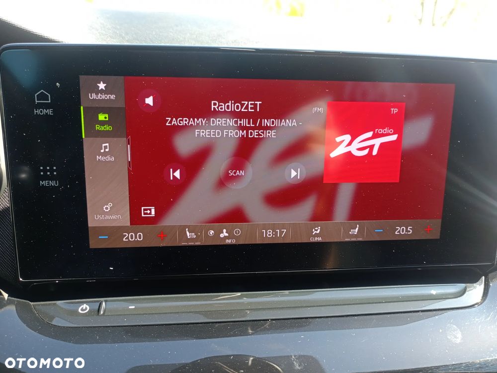 Skoda Octavia 2.0 TDI DSG Sportline - 27