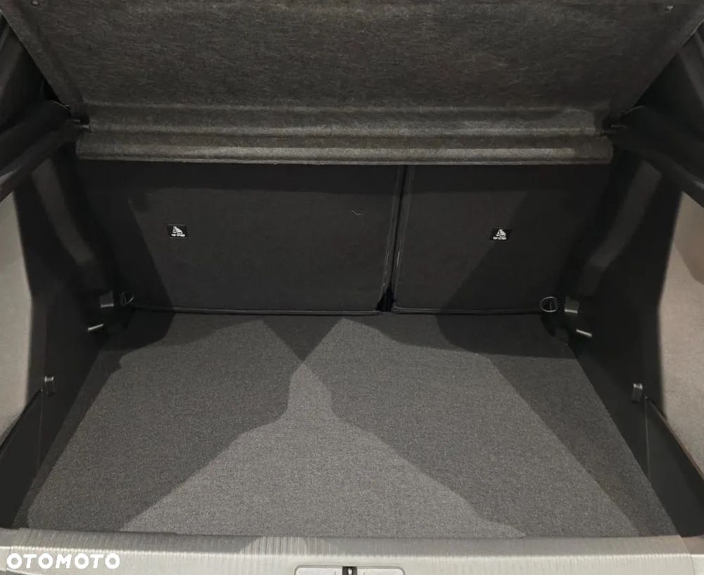 Peugeot 2008 PureTech mHEV Allure e-DCS6 - 8