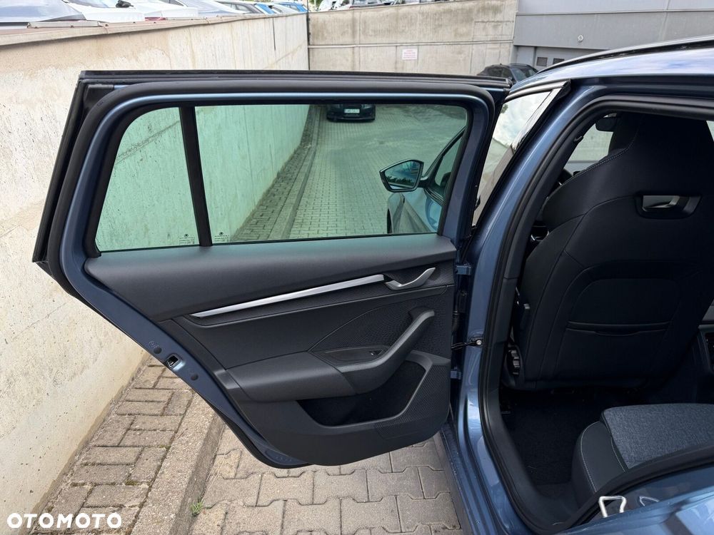 Skoda Octavia 1.5 TSI mHEV Sportline DSG - 16